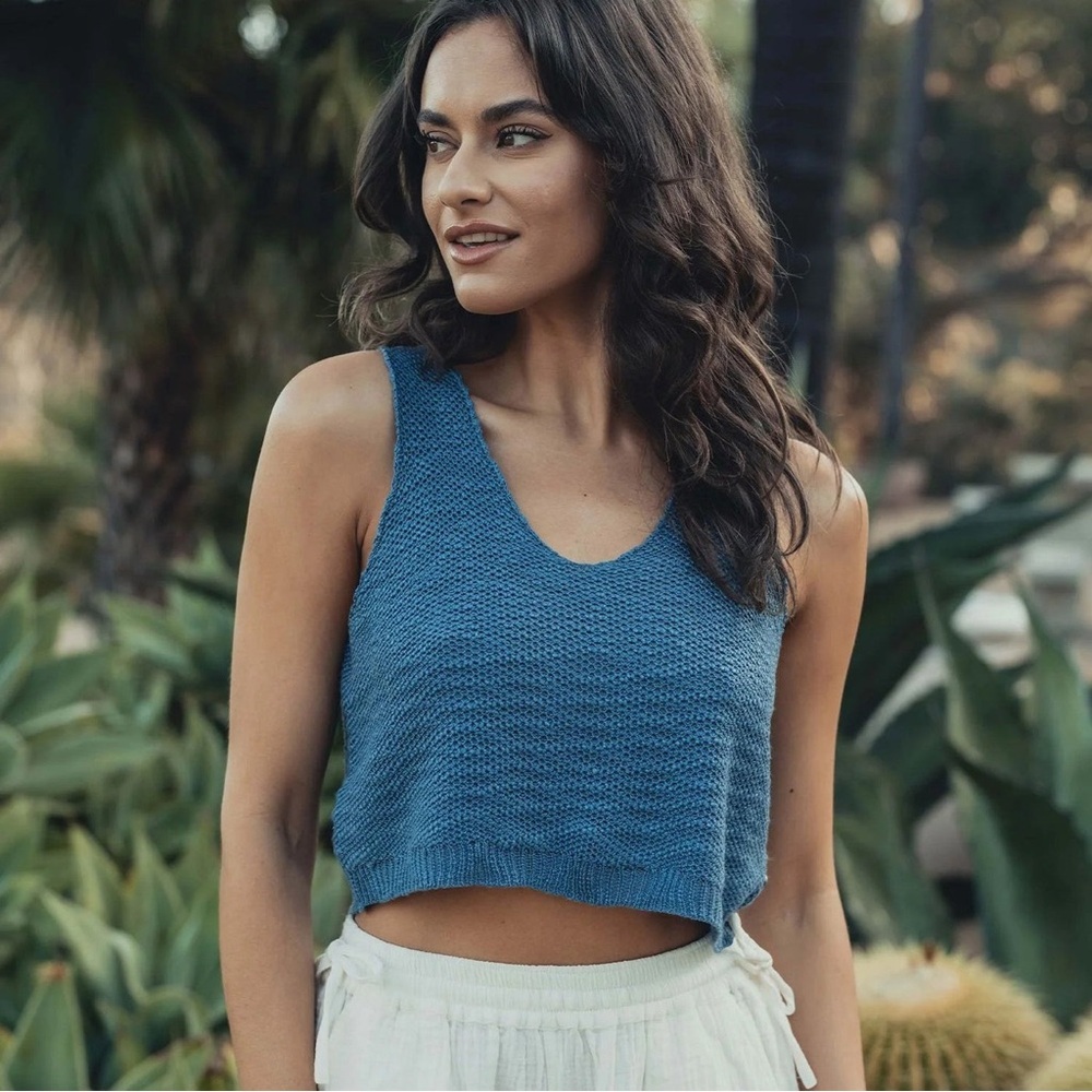 The Normal Brand Women's Sydney Cropped Tank Top Teal Blue Large